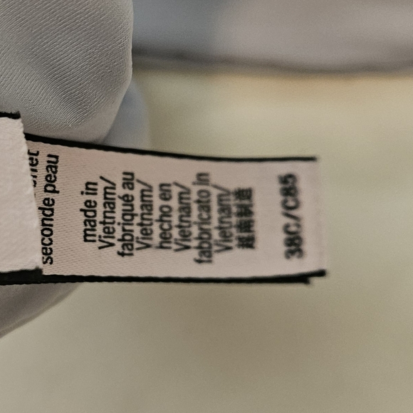 Victorias secret grey 38c bra - Picture 3 of 5